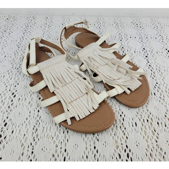 Old Navy Cream Tiered Tassel Gladiator Flats Sandals Shoes Women's Size 7 - Picture 1 of 9